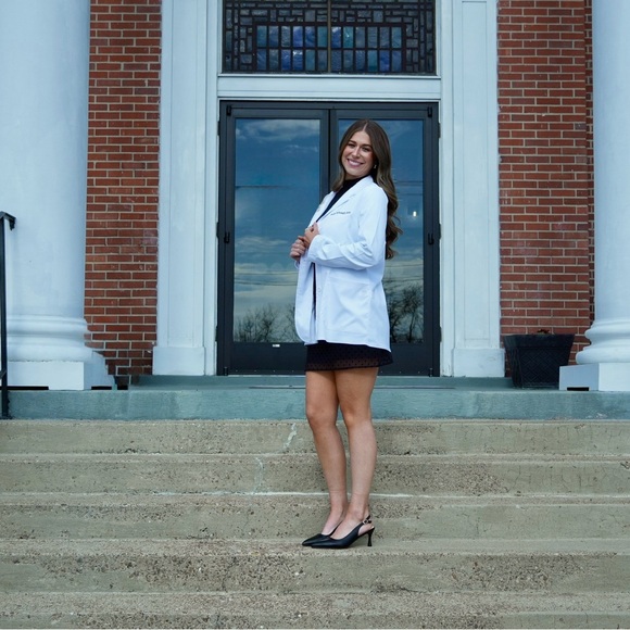 Meet your Posher, Rachyl - Picture 2 of 9